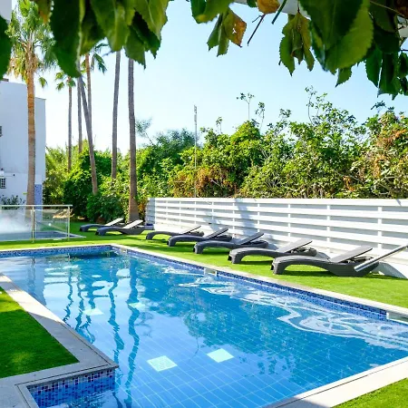 公寓 Small Family Apartment With Balcony And Communal Pool In Ayia Napa All Yours 圣纳帕
