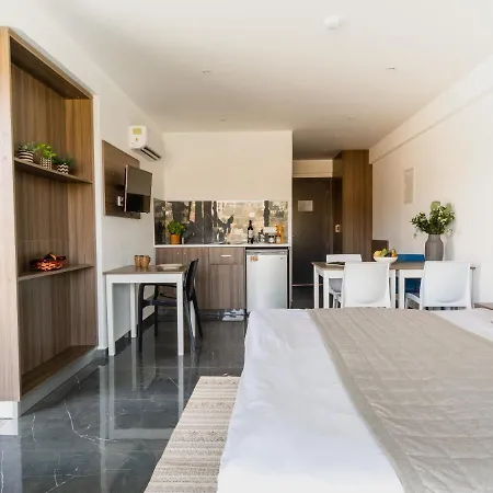Small Family Apartment With Balcony And Communal Pool In Ayia Napa All Yours *