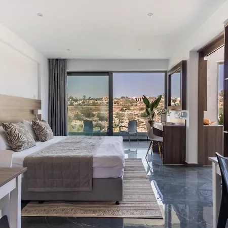 Small Family Apartment With Balcony And Communal Pool In Ayia Napa All Yours * أيا نابا
