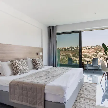 Small Family Apartment With Balcony And Communal Pool In Ayia Napa All Yours شقة أيا نابا