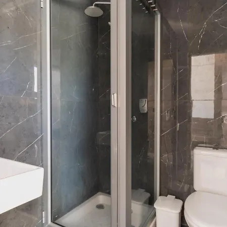 شقة Small Family Apartment With Balcony And Communal Pool In Ayia Napa All Yours
