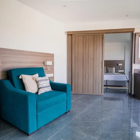 Small Family Apartment With Balcony And Communal Pool In Ayia Napa All Yours *